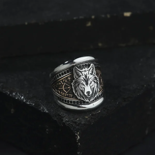 Kurt Figürlü Gümüş Yüzük